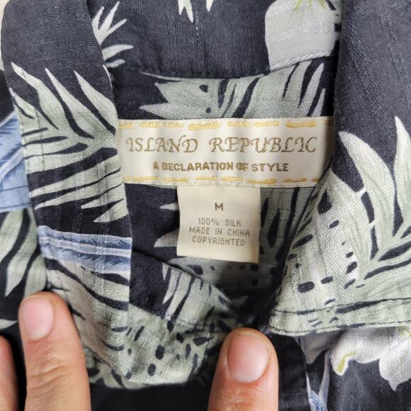 Hawaiian Shirts Mens Sz Medium Silk Spring Summer Beach Hawaii Bowling Shirt Lot - Picture 10 of 11